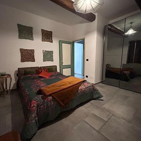 App Di Tania Apartment Reggio Emilia Bagian luar foto