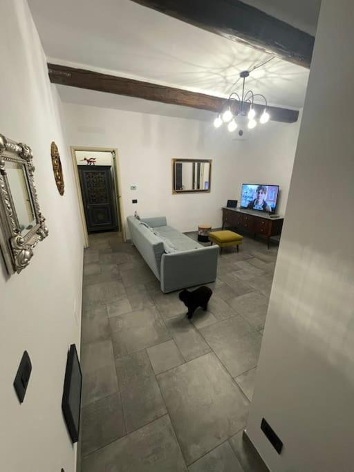 App Di Tania Apartment Reggio Emilia Bagian luar foto