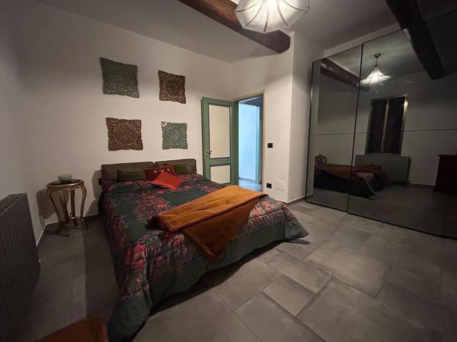 App Di Tania Apartment Reggio Emilia Bagian luar foto